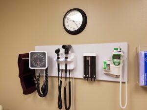 Doctor's office is usually a small room with equipement for blood pressure, ENT examination, and physical examination with interviews.